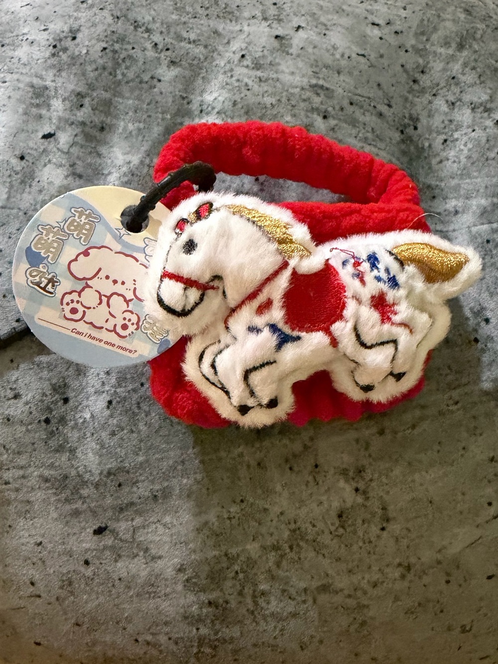 Ear pods case with cute horse! Crocheted